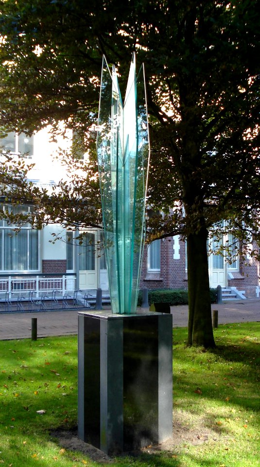 Oegstgeest kunstwerk vrouwen in verzet