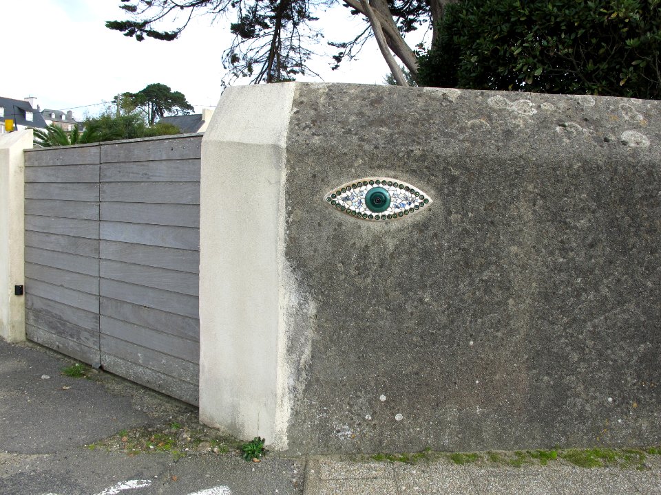 Oeil situé à Carantec