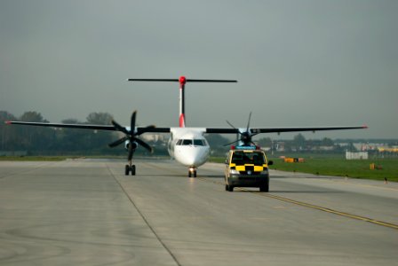 OE-LGJ after landing in Innsbruck