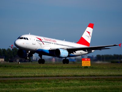 OE-LDD Austrian Airlines Airbus A319-112 takeoff from Schiphol (AMS - EHAM), The Netherlands, 11june2014, pic-1