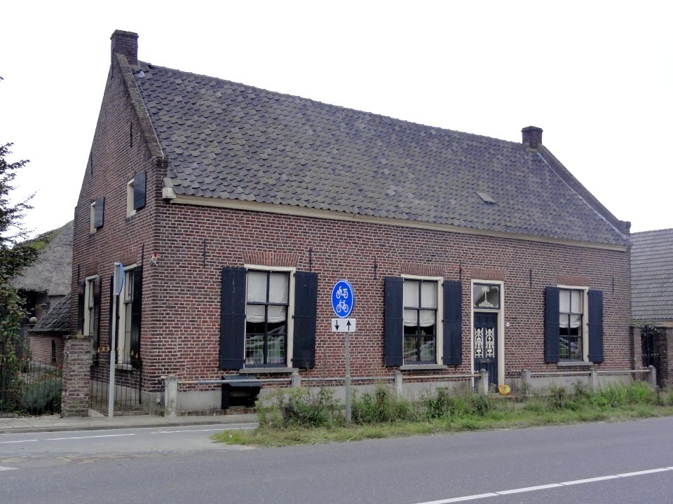 Oeffelt Rijksmonument 31224 Dorpsstraat 4