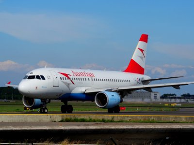 OE-LDD Airbus A319-112 Austrian Airlines taxiing at Schiphol (AMS - EHAM), The Netherlands, 18may2014, pic-3