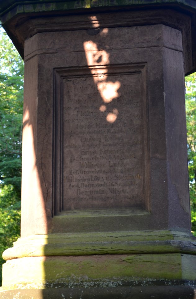 Offenbach, Alter Friedhof, Denkmal für die Gefallenen des Deutsch-Französischen Kriegs (6)