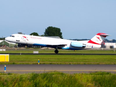OE-LVF Austrian Airlines Fokker F100 - cn 11483, takeoff from Schiphol (AMS - EHAM), The Netherlands, 18may2014, pic-1
