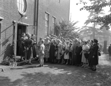 Oefening BB Bescherming Bevolking te Arnhem, massale voedseluitdeling, Bestanddeelnr 907-3394
