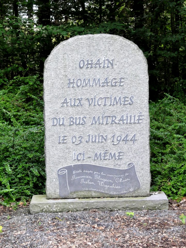 Ohain (Nord, Fr) mémorial bus mitraillé1944