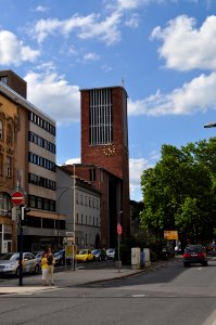Offenbach, Kaiserstraße, St. Paul Dominikus