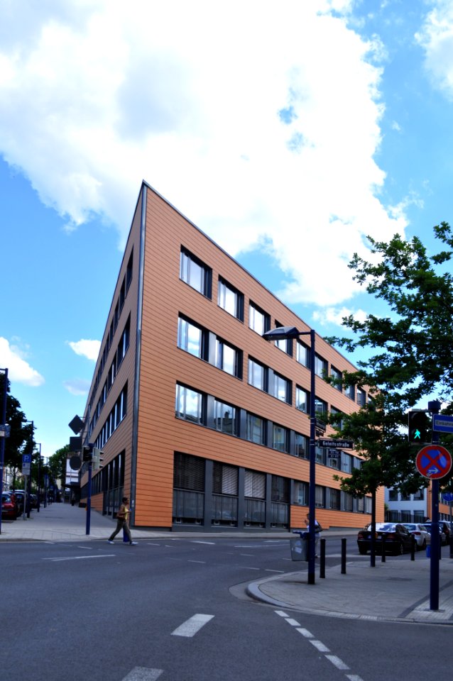 Offenbach, Kaiserstraße, Justizzentrum, Ecke
