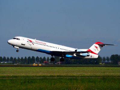 OE-LVC Austrian Airlines Fokker F100 - cn 11446, takeoff from Schiphol (AMS - EHAM), The Netherlands, 17may2014, pic-1
