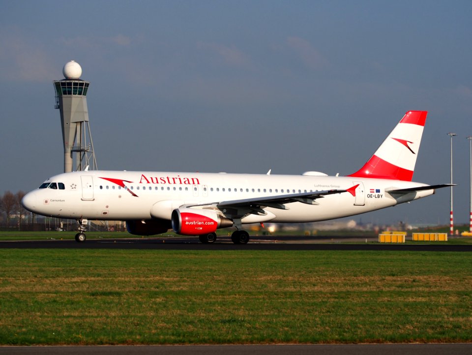 OE-LBY Austrian Airlines Airbus A320-214, cn 5122 at Schiphol (AMS - EHAM), Netherlands, pic1