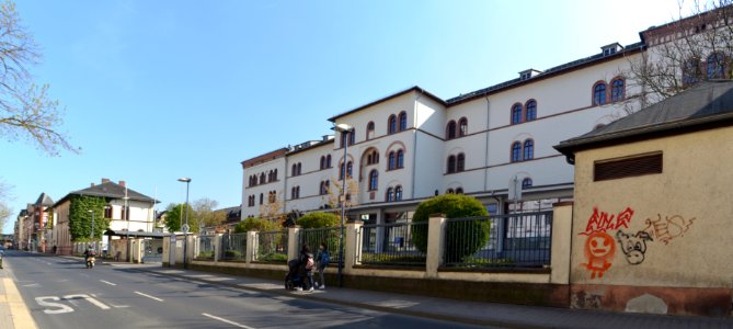 Offenbach, Bieberer Straße 59, Finanzamt (1)