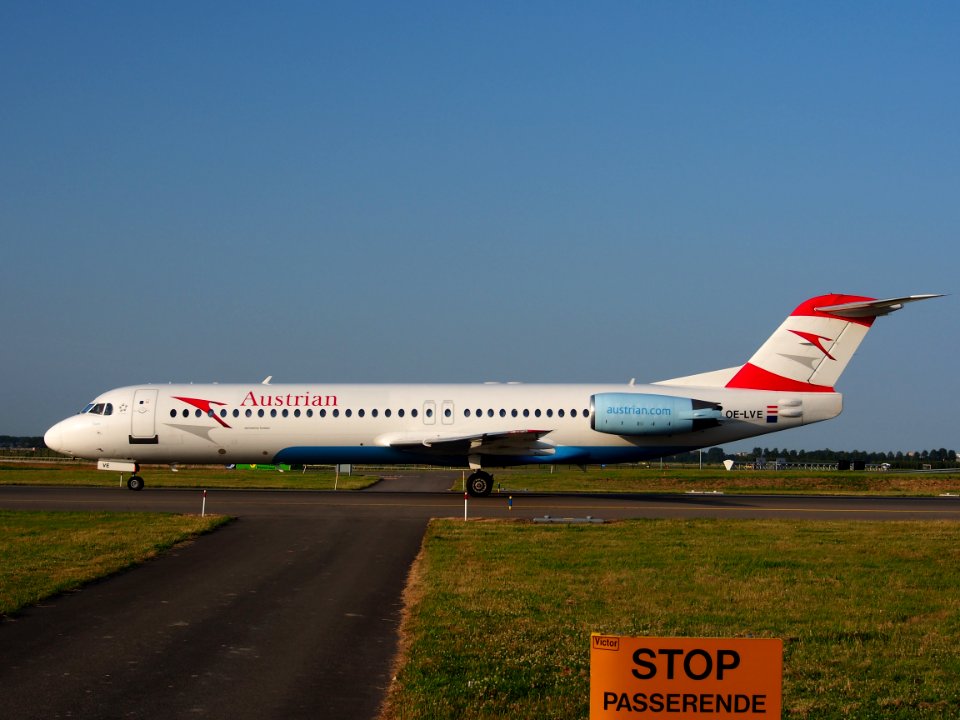 OE-LVE Austrian Airlines Fokker F100 - cn 11499 09jul2013 pic1