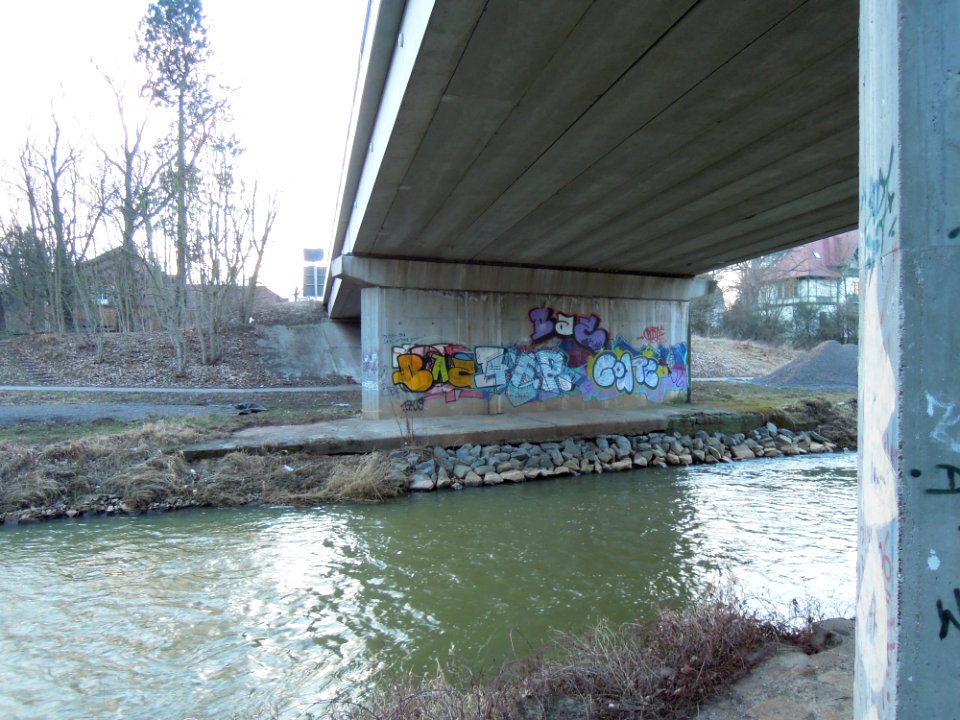 Oetzscher Brücke -Untersicht- in Markkleeberg Anfang März 2018