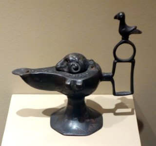 Oil lamp, Iran, Seljuk dynasty, 12th-13th century AD, bronze - Huntington Museum of Art - DSC05059