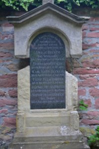 Offenbach, Alter Friedhof, Grab Karl Ferdinand Becker