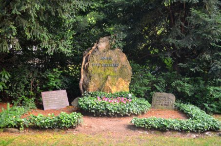 Offenbach, Alter Friedhof, Grab Otto Engelhard