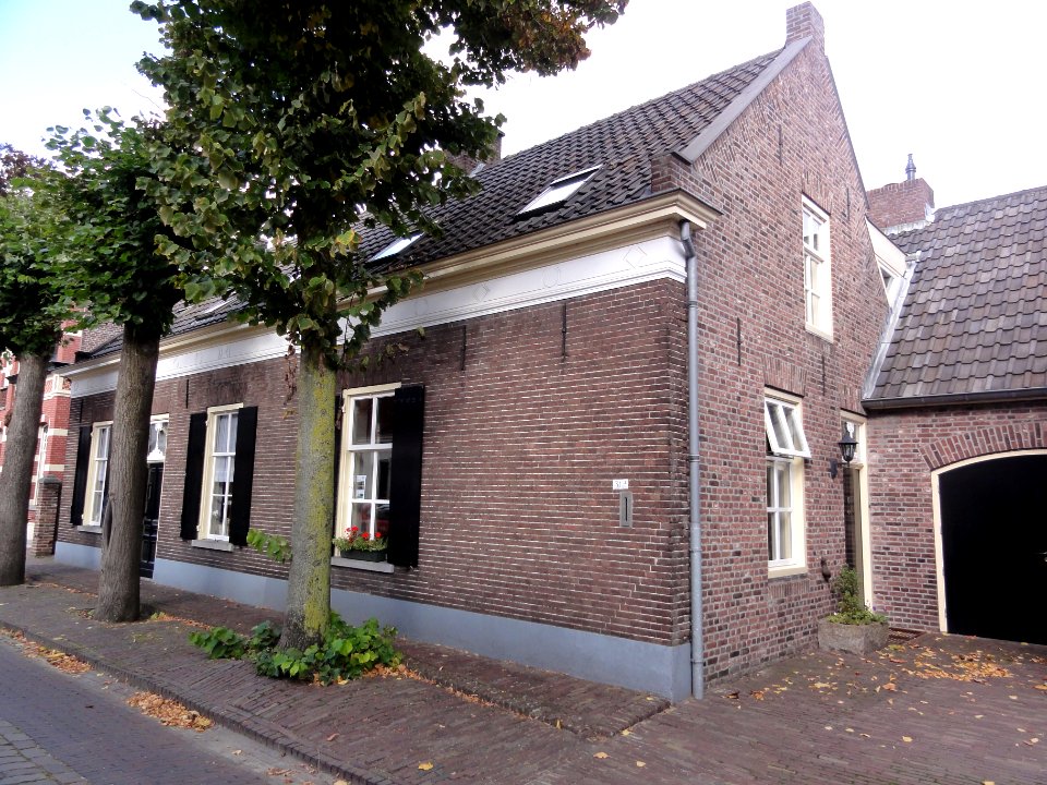 Oirschot Rijksmonument 519182 Nieuwstraat 31,31A