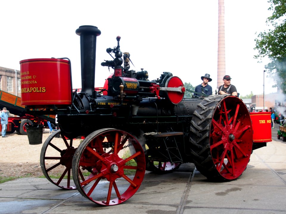 Oisterwijkste Stoomdagen 2015, The Minneapolis, Minneapolis Threshing Machine Co foto 7