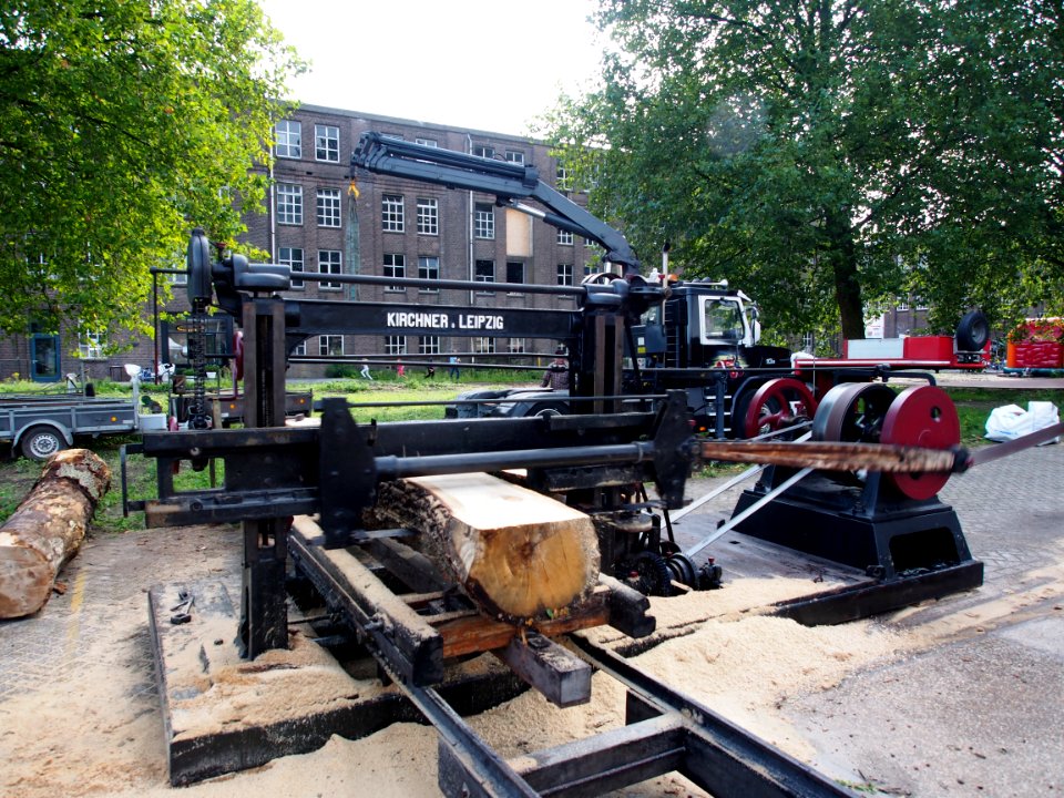 Oisterwijkste Stoomdagen 2015, Kirchner, Leipzig steam driven sawing machine, foto 2
