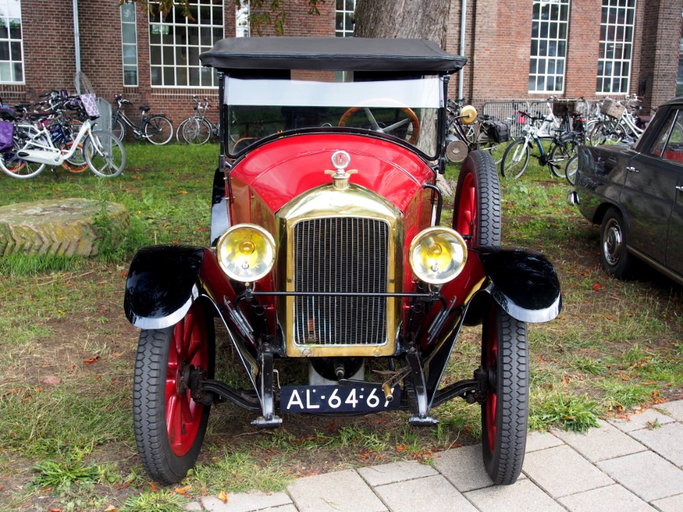 Oisterwijkste Stoomdagen 2015,1922 Peugeot 163B foto 1