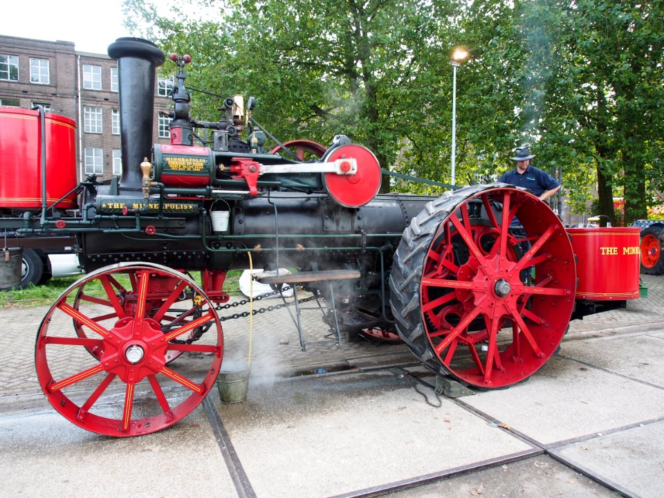 Oisterwijkste Stoomdagen 2015, The Minneapolis, Minneapolis Threshing Machine Co foto 2