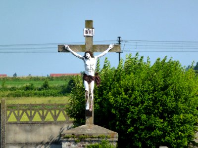 Oisy (Nord, Fr) croix de cimetière