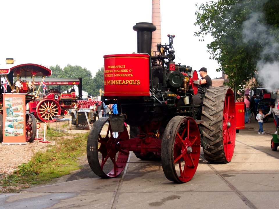 Oisterwijkste Stoomdagen 2015, The Minneapolis, Minneapolis Threshing Machine Co foto 8