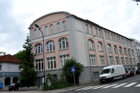 Offenbach, Pirazzistraße 18