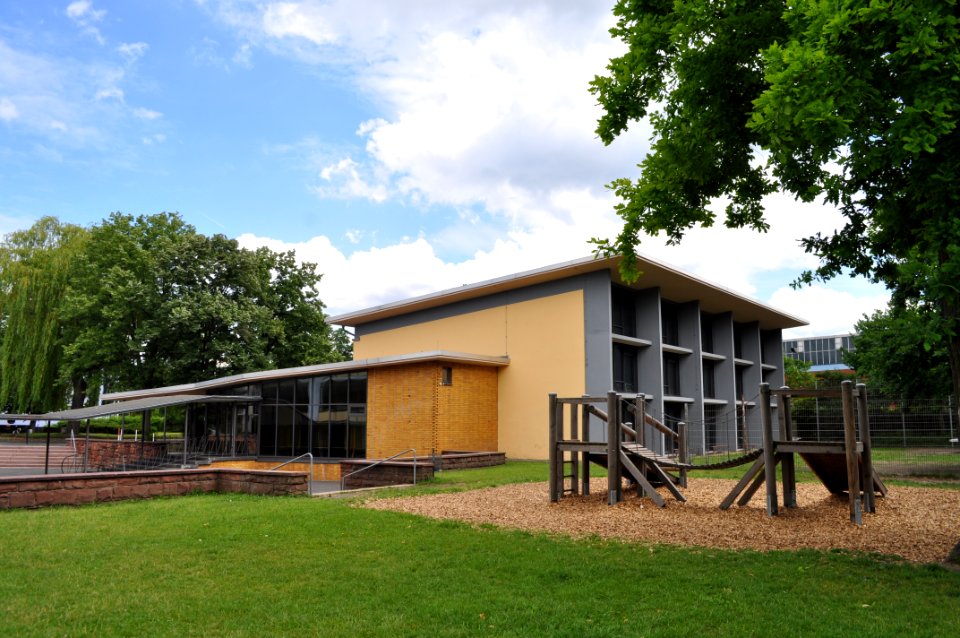 Offenbach-Waldheim, Friedrich Eber-Schule (2)