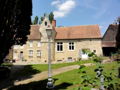 Oisseau-le-Petit (Sarthe) Presbytère MH