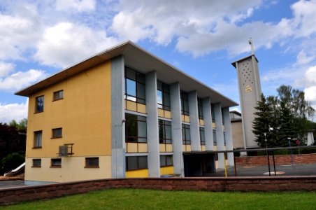 Offenbach-Waldheim, Friedrich Eber-Schule (1)