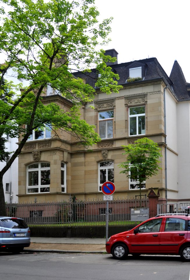 Offenbach, Tulpenhofstraße 42