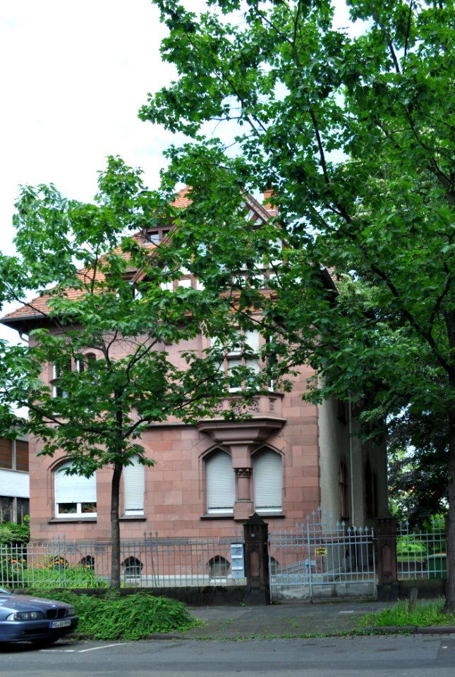 Offenbach, Tulpenhofstraße 55