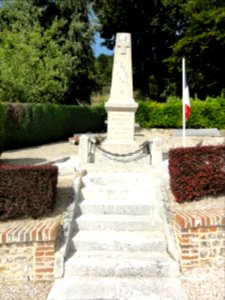 Oherville (Seine-Mar.) monument aux morts