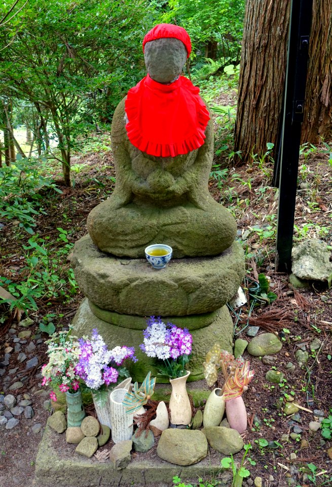 Offerings - Chusonji, Hiraizumi, Iwate - DSC05041