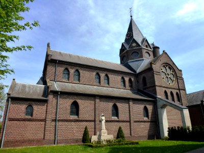 Ohé en Laak (Maasgouw) kerk zijaanzicht