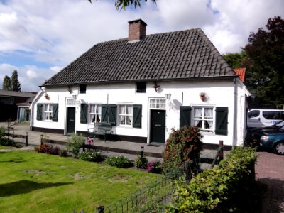 Oirschot Rijksmonument 31272 Heistraat 1,3