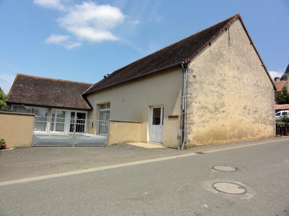Oisseau-le-Petit (Sarthe) salle polyvalente