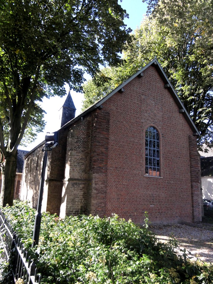 Oirschot Rijksmonument 31337 NH kerkje achterkant