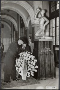 Officiële ontvangst van de minister van Ontwikkelingszaken van Israël, dr. Dov J, Bestanddeelnr 103-1062