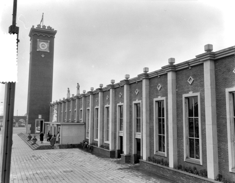 Officiele opening nieuw station spoorwegen Nijmegen, Bestanddeelnr 906-5006