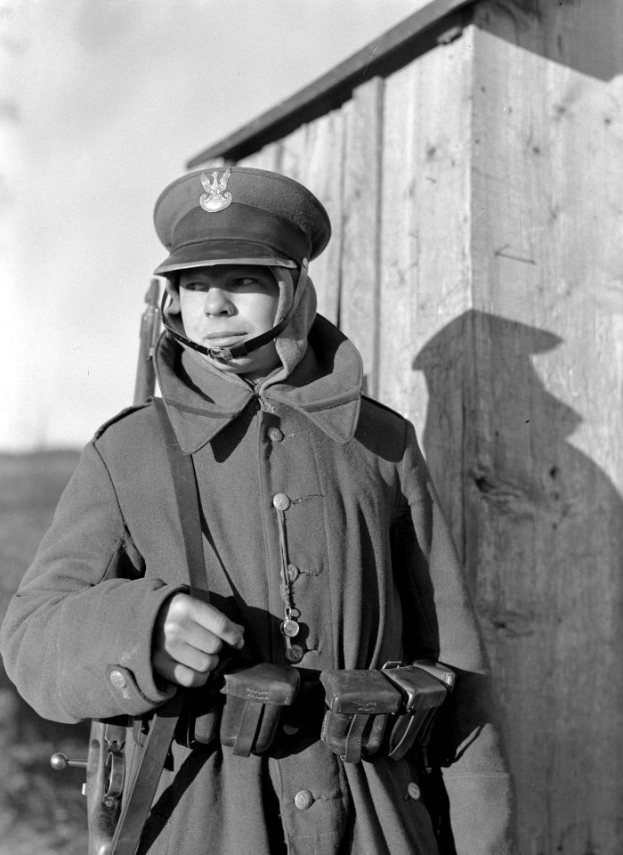 Officier bij een wachtpost, Bestanddeelnr 190-1182