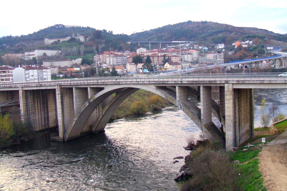Orense - Puente
