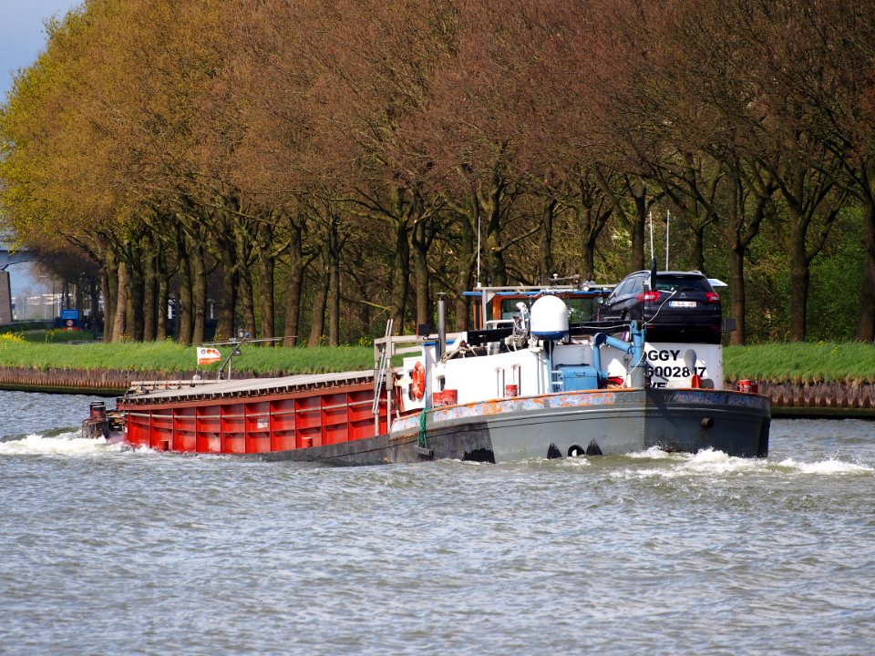 Oggy (ship, 1954) ENI 06002817 Amsterdam-Rijnkanaal pic6
