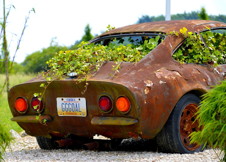 Rusted ailing rusty