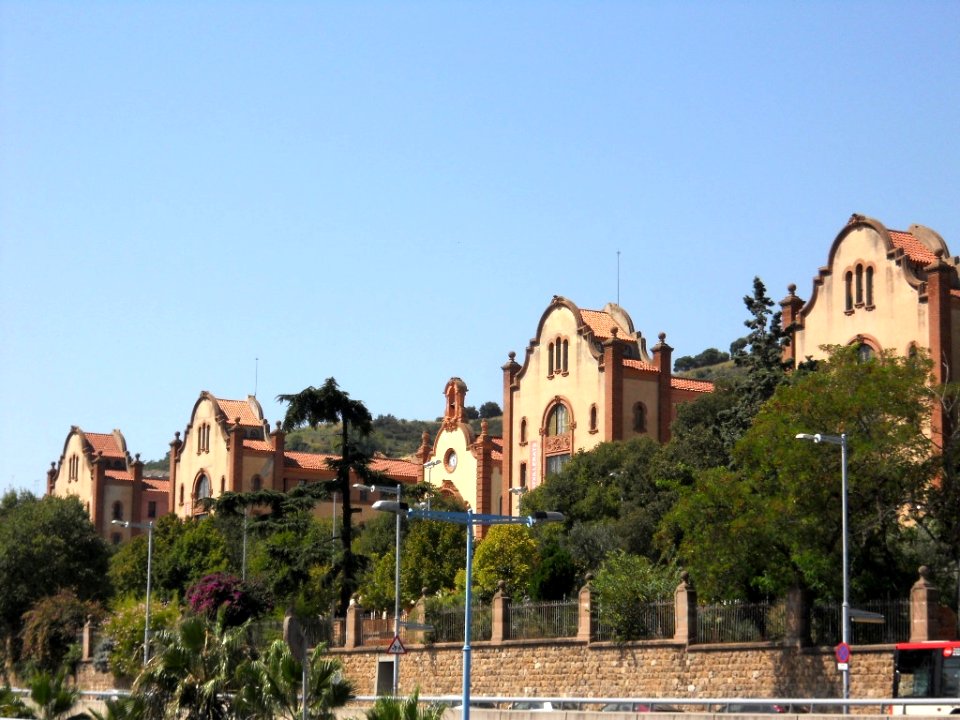 Orfenat Ribas 2 - Barcelona (Catalonia)-08019-2846