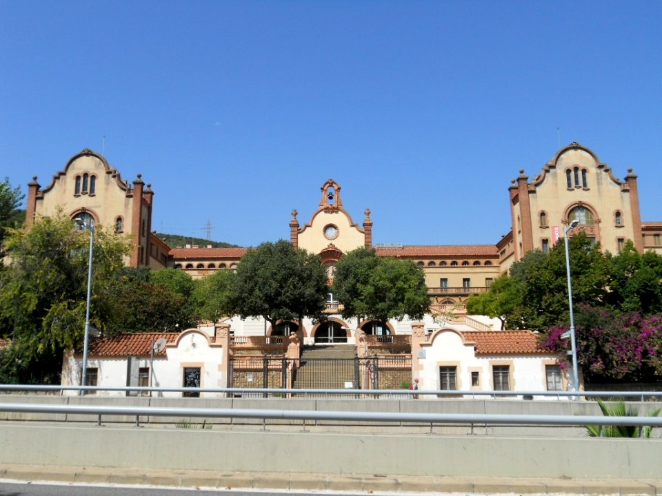 Orfenat Ribas 1 - Barcelona (Catalonia)-08019-2846