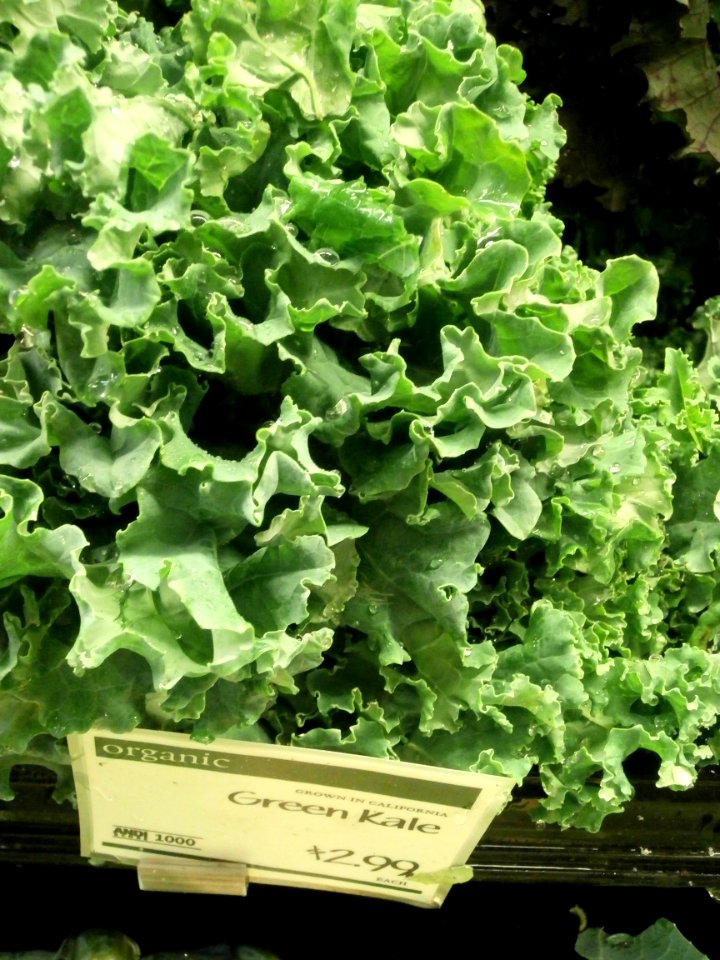 Organic green kale