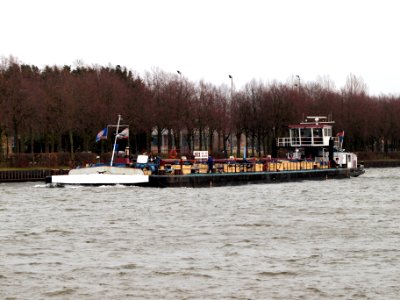 ORCA, ENI 02322405 & Bo Petra, ENI 02327701, pic3