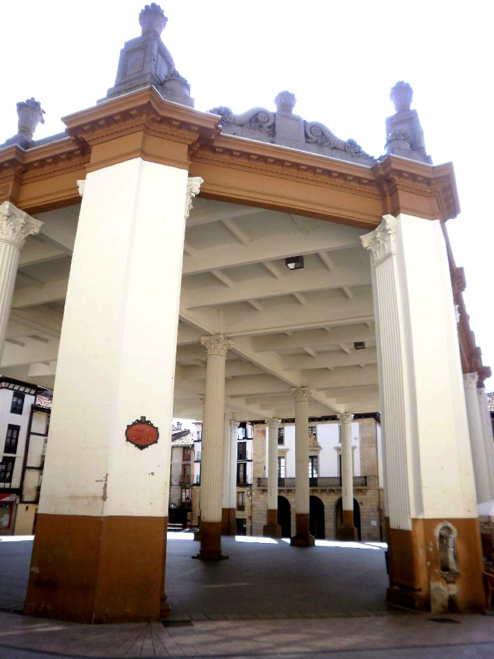 Ordizia - Plaza Nagusia 8